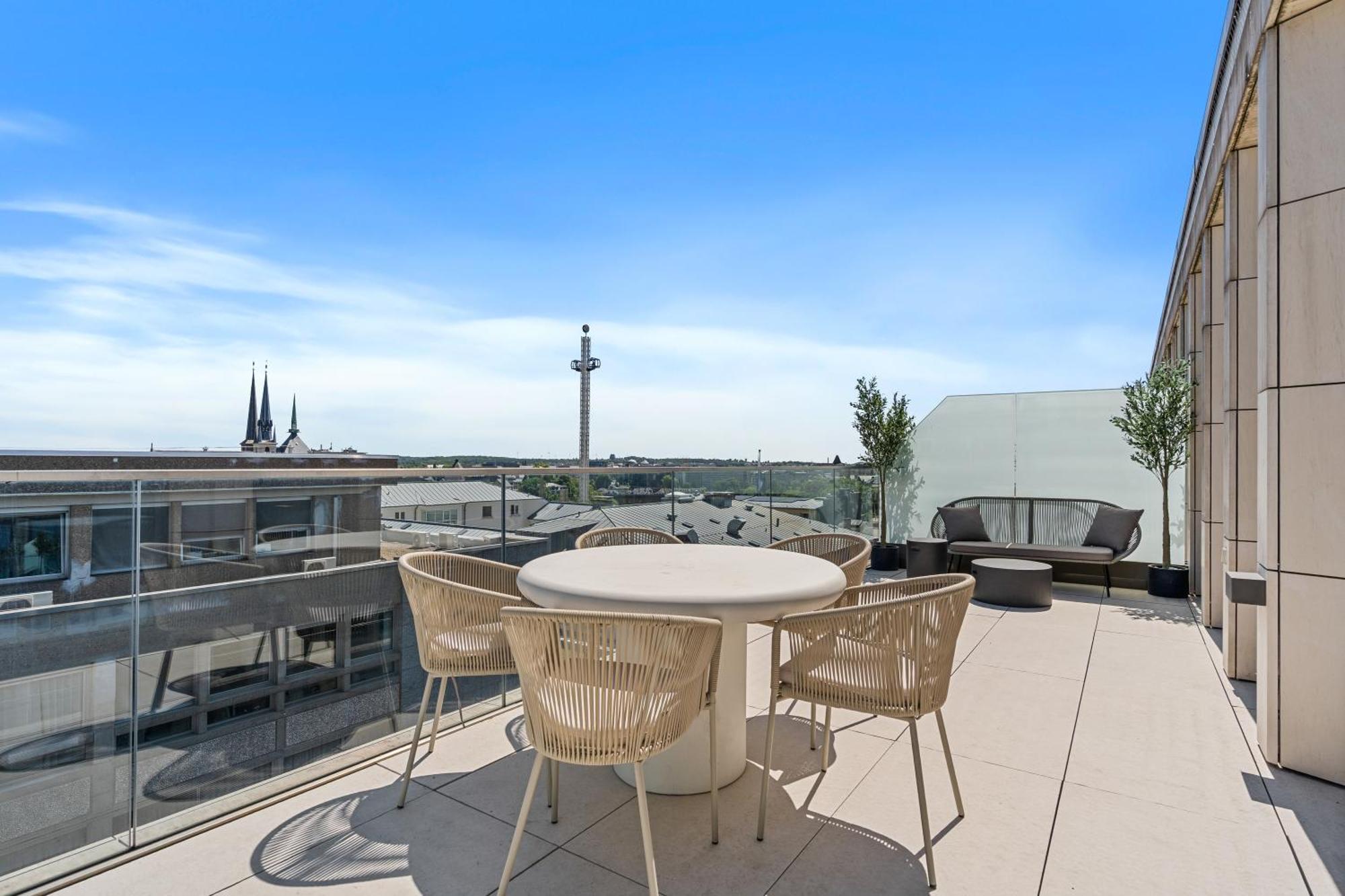Voya Residence Zenit Royal - Luxury Apart Hotel Rooftop Views & Concierge Luxembourg Exterior photo